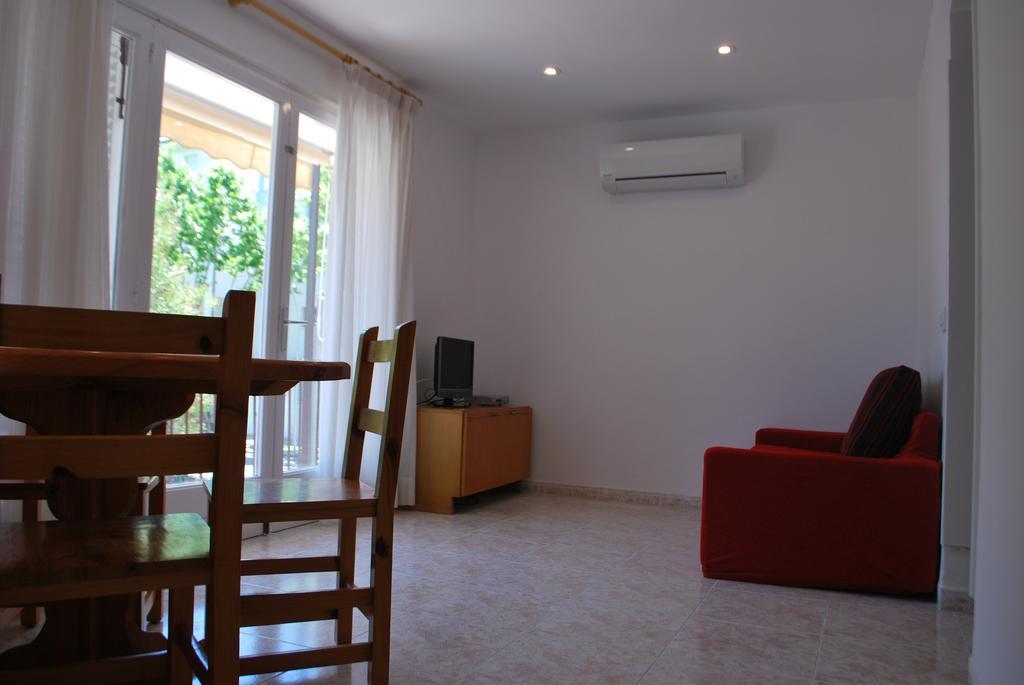 Apartamentos Les Palmeres Platja d'Aro Kültér fotó