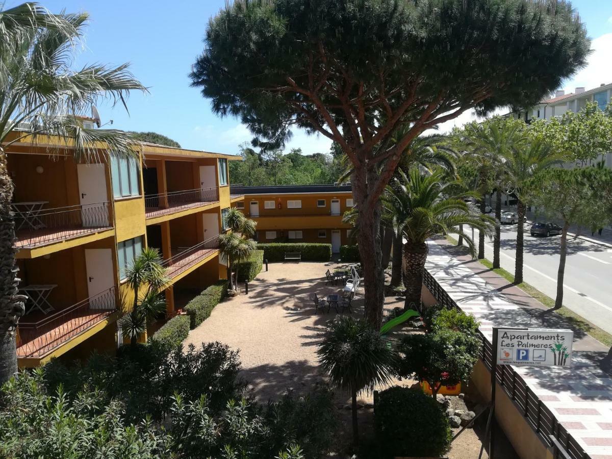 Apartamentos Les Palmeres Platja d'Aro Kültér fotó