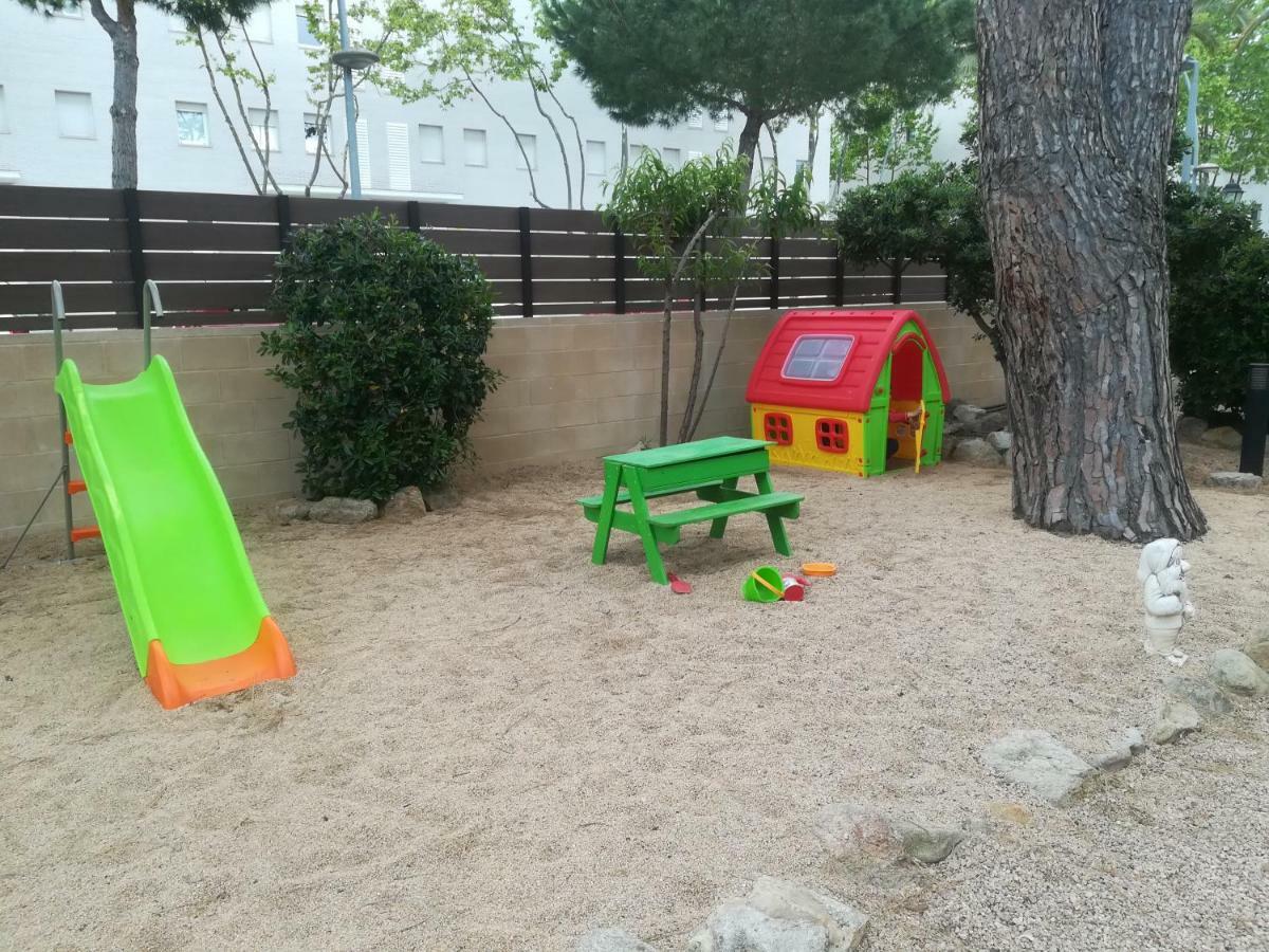 Apartamentos Les Palmeres Platja d'Aro Kültér fotó